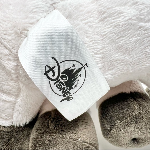 NWT Disney Moana Pua Pig Big Feet Plush White and Gray Stuffed Animal - Picture 6 of 7